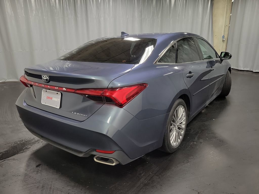 Used 2019 Toyota Avalon XLE image 8