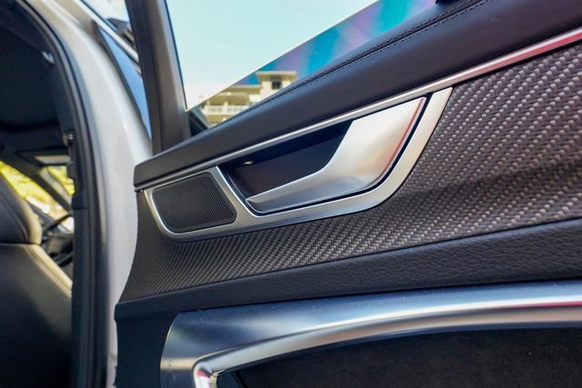 Used 2022 Audi RS 6 4.0 TFSI quattro image 92