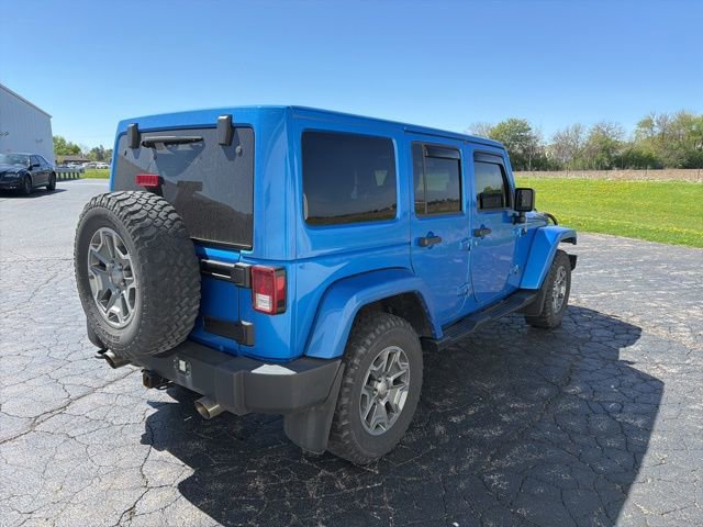 Used 2015 Jeep Wrangler Unlimited Rubicon w/ Connectivity Group AWD/4WD image 5