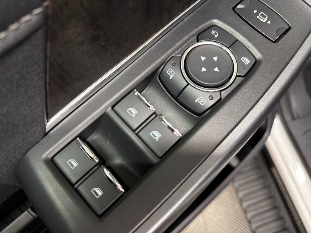 New 2026 Ford F350 Lariat w/ Lariat Premium Package image 16