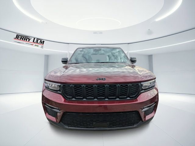 New 2025 Jeep Grand Cherokee Limited w/ Black Appearance Package RWD image 7