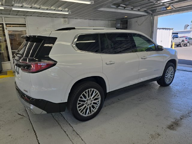 Certified 2026 GMC Acadia Denali w/ Super Cruise Package AWD/4WD image 6