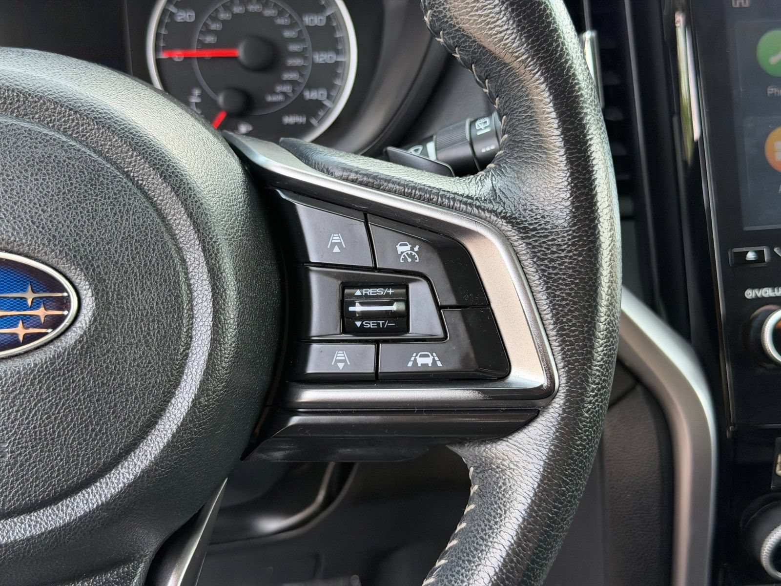 Used 2019 Subaru Ascent Premium AWD/4WD image 18