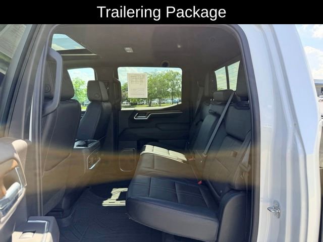 Used 2022 Chevrolet Silverado 1500 High Country w/ High Country Premium Package AWD/4WD image 9
