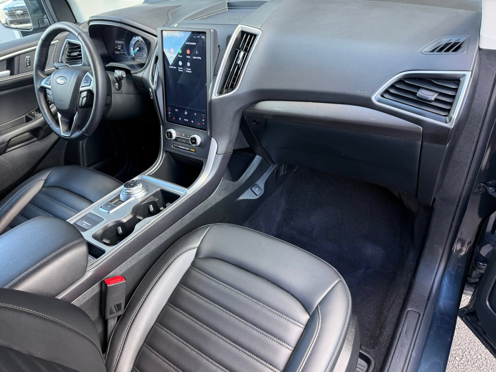 Used 2023 Ford Edge SEL AWD/4WD image 16
