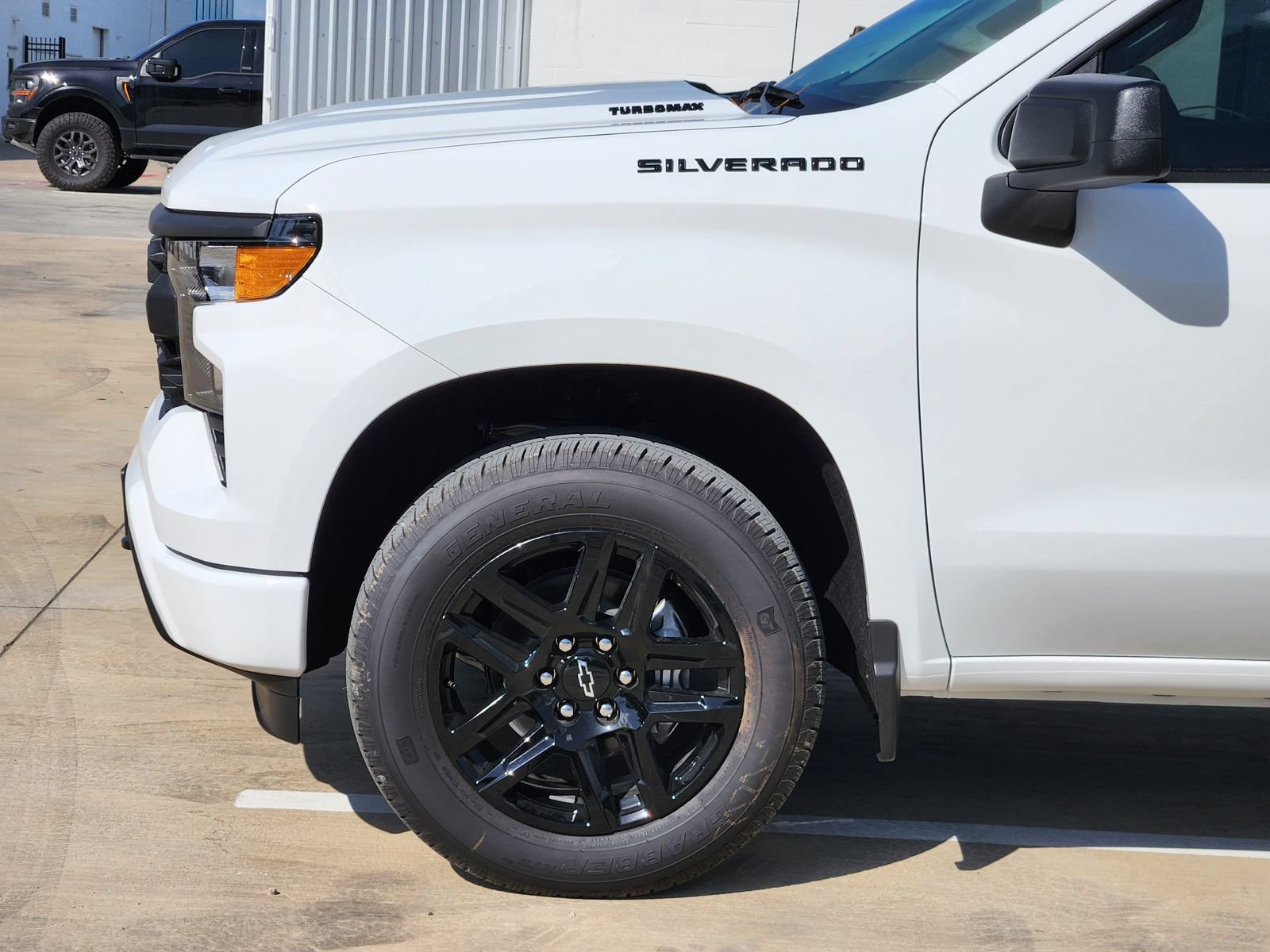 New 2026 Chevrolet Silverado 1500 Custom w/ LPO, Dark Essentials Package RWD image 10