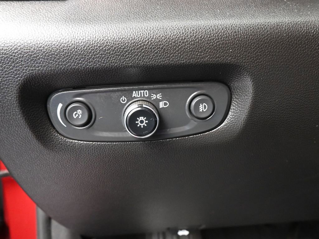 Used 2018 Chevrolet Traverse LT image 30