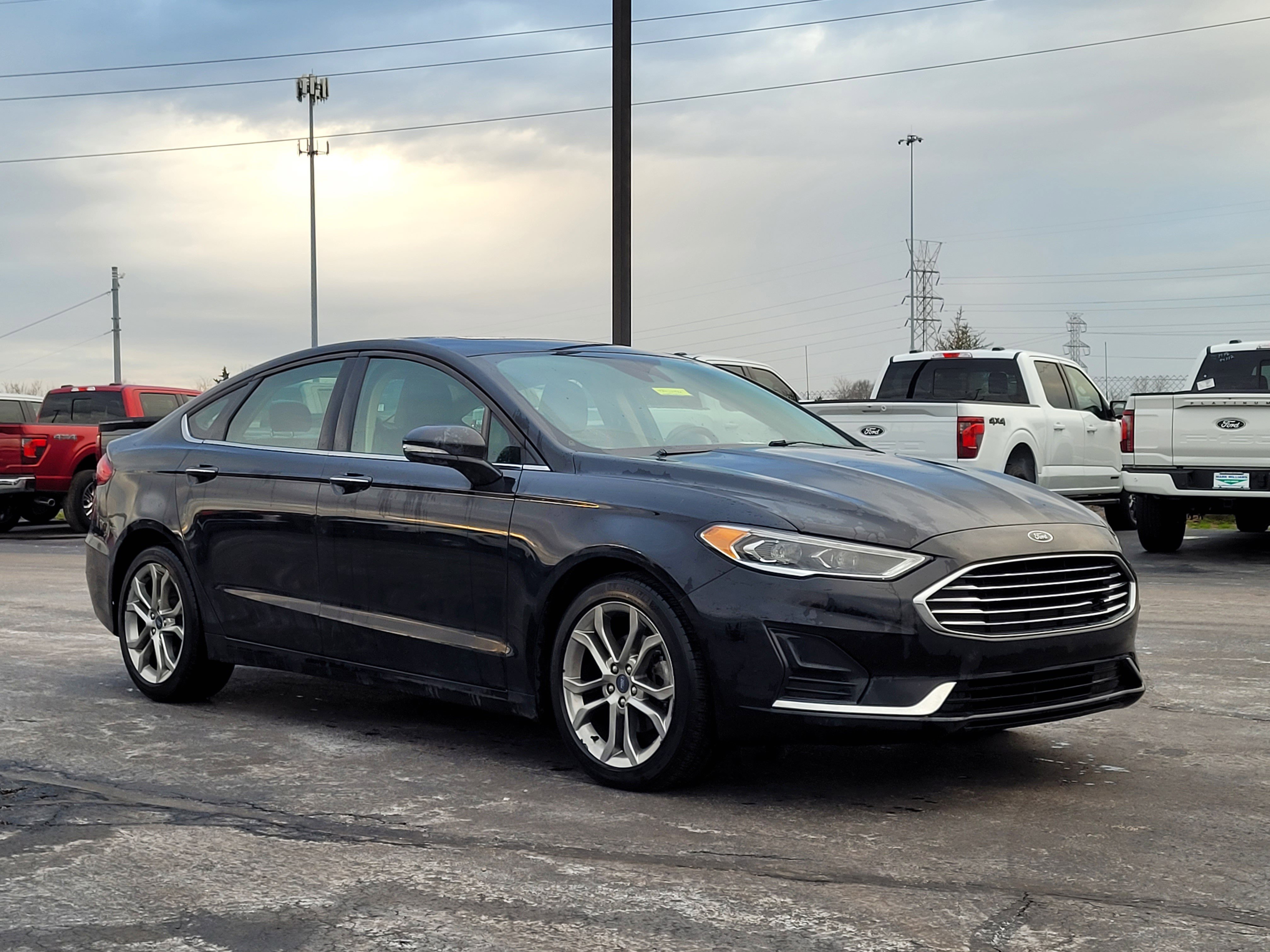 Used 2020 Ford Fusion SEL image 1