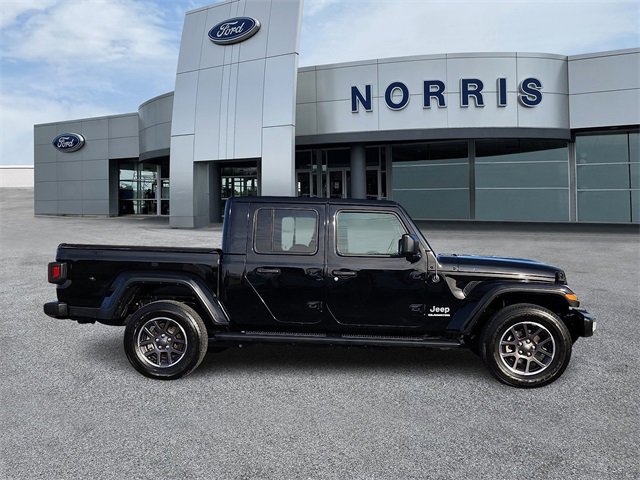 Used 2021 Jeep Gladiator Overland image 5