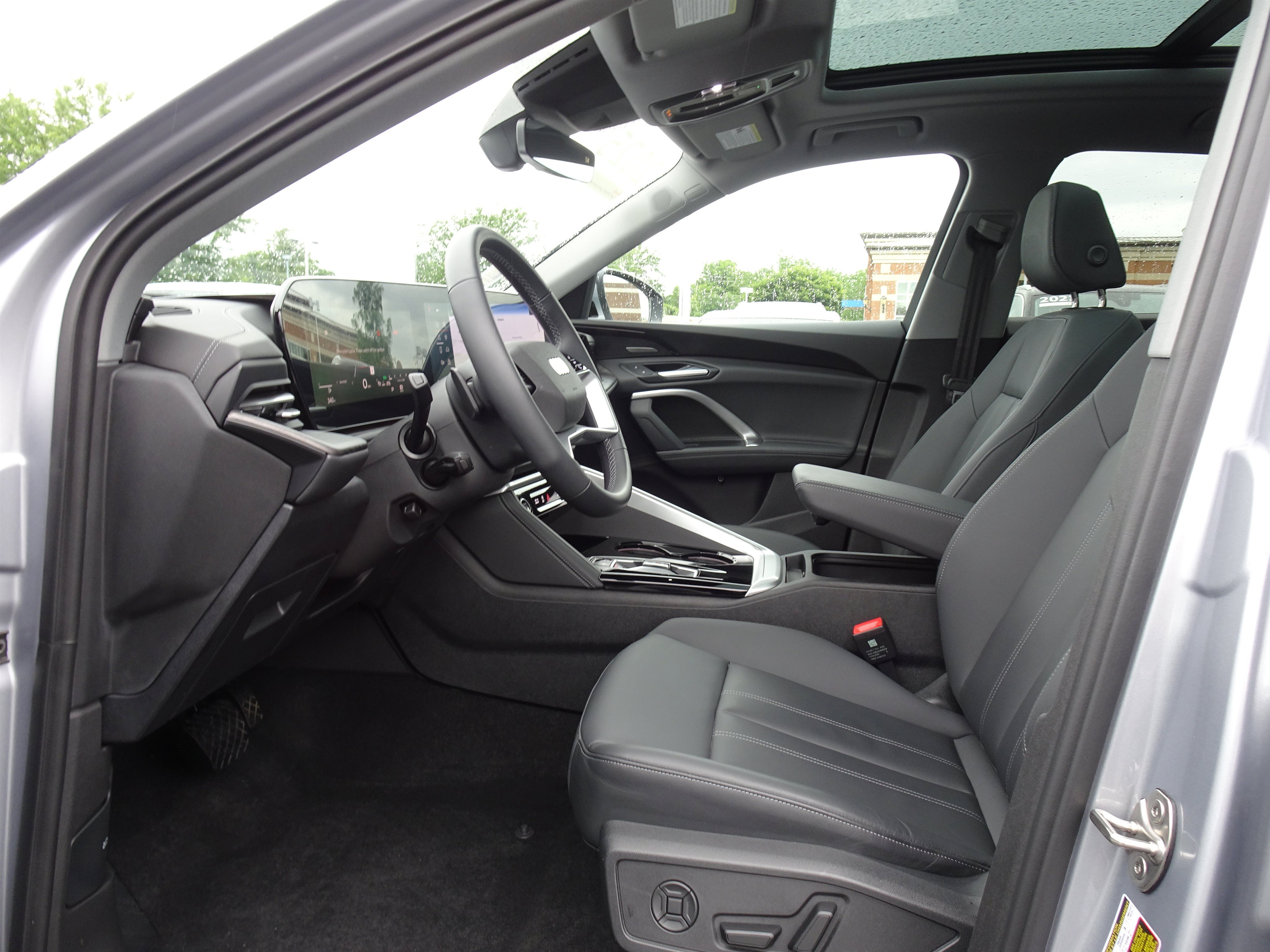 Certified 2025 Audi Q5 Premium Plus AWD/4WD image 8