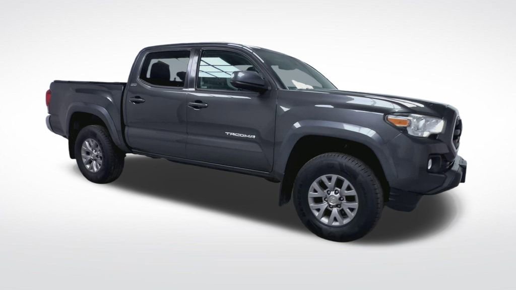 Used 2019 Toyota Tacoma SR5 image 15
