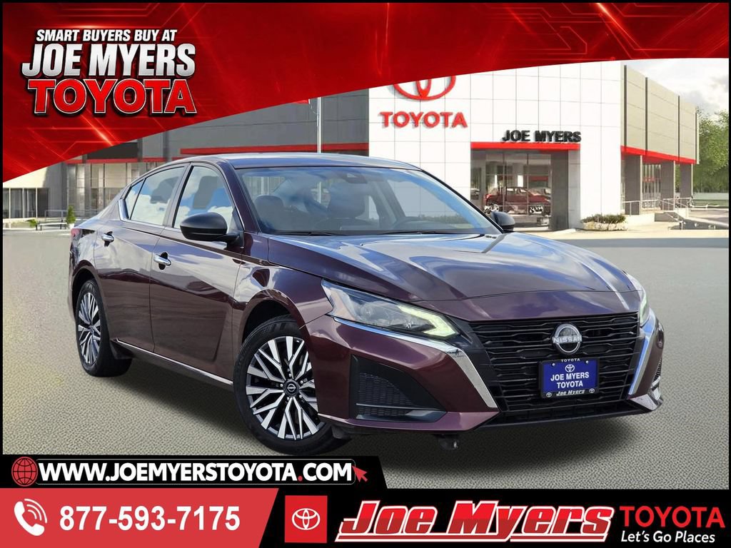 Used 2025 Nissan Altima 2.5 SV