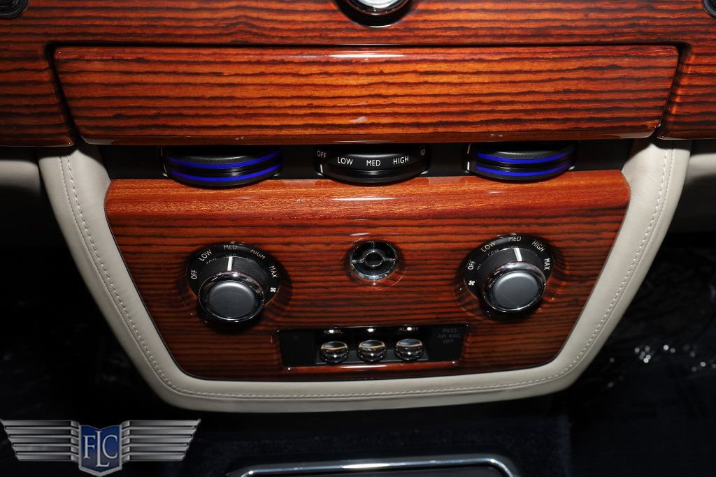 Used 2009 Rolls-Royce Phantom Coupe RWD image 32