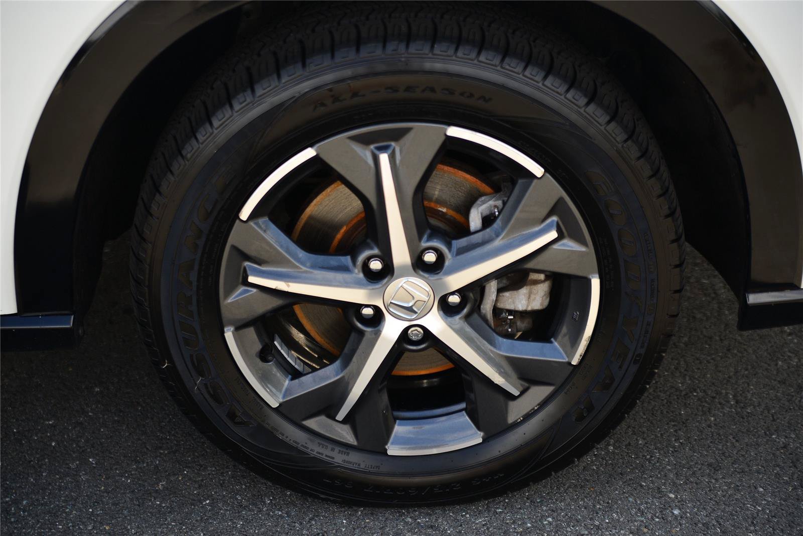 Used 2023 Honda HR-V EX-L image 11