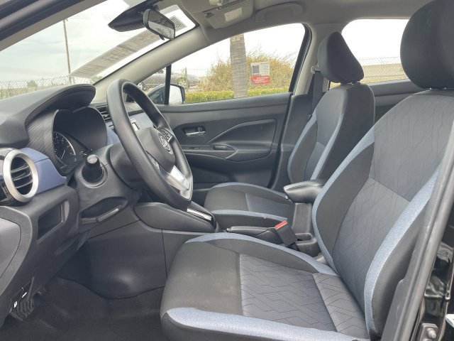 Used 2024 Nissan Versa SV FWD image 18