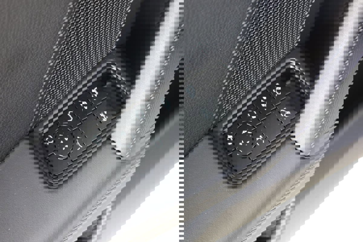 Used 2026 Porsche 911 Carrera image 21