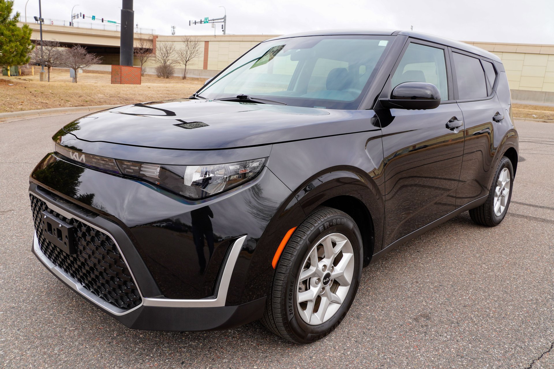 Used 2025 Kia Soul LX w/ LX Technology Package image 8