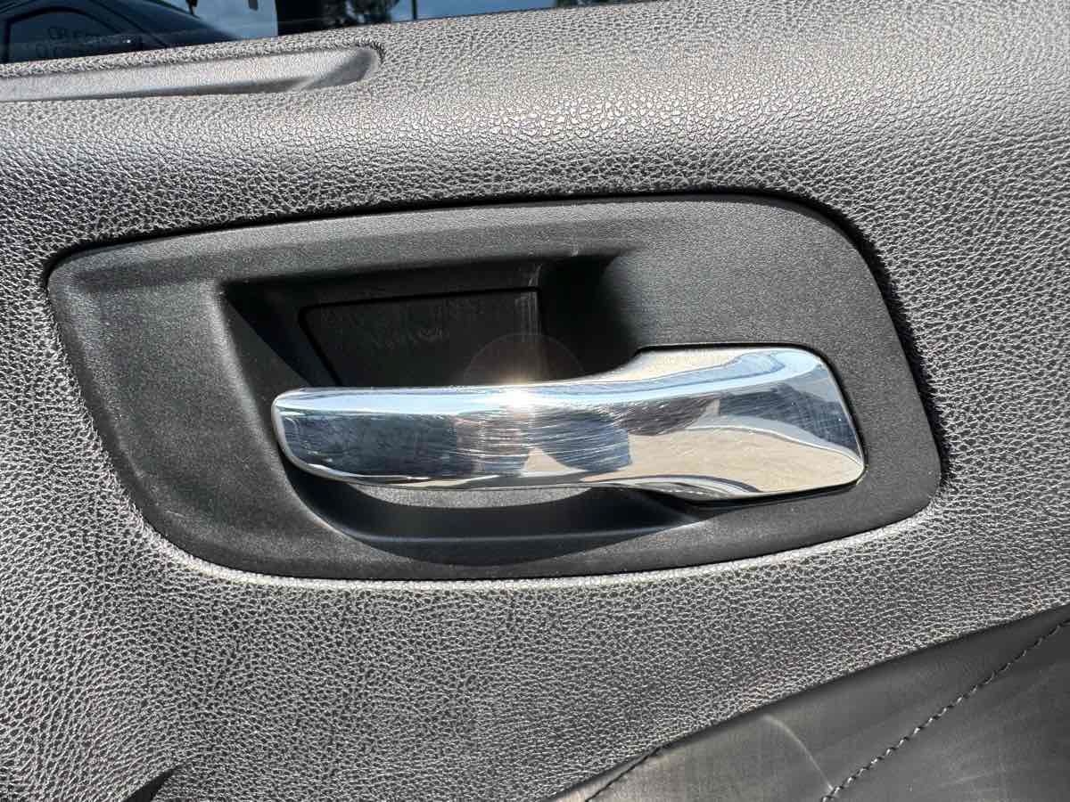Used 2018 Dodge Charger SRT Hellcat w/ Harman/Kardon Audio Group RWD image 39