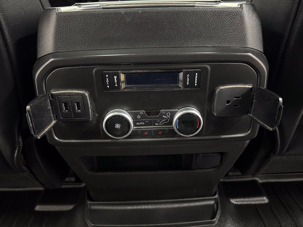 Used 2019 Ford Expedition Limited w/ Driver Assistance Package AWD/4WD image 40