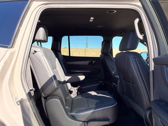 Used 2026 Buick Enclave Sport Touring FWD image 18