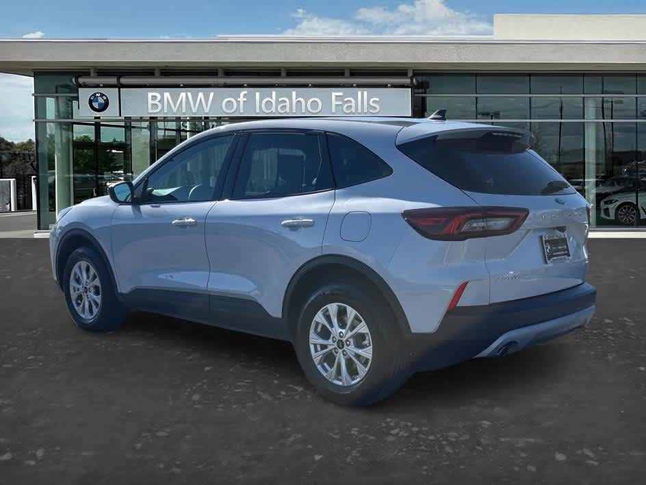 Used 2025 Ford Escape Active AWD/4WD image 5
