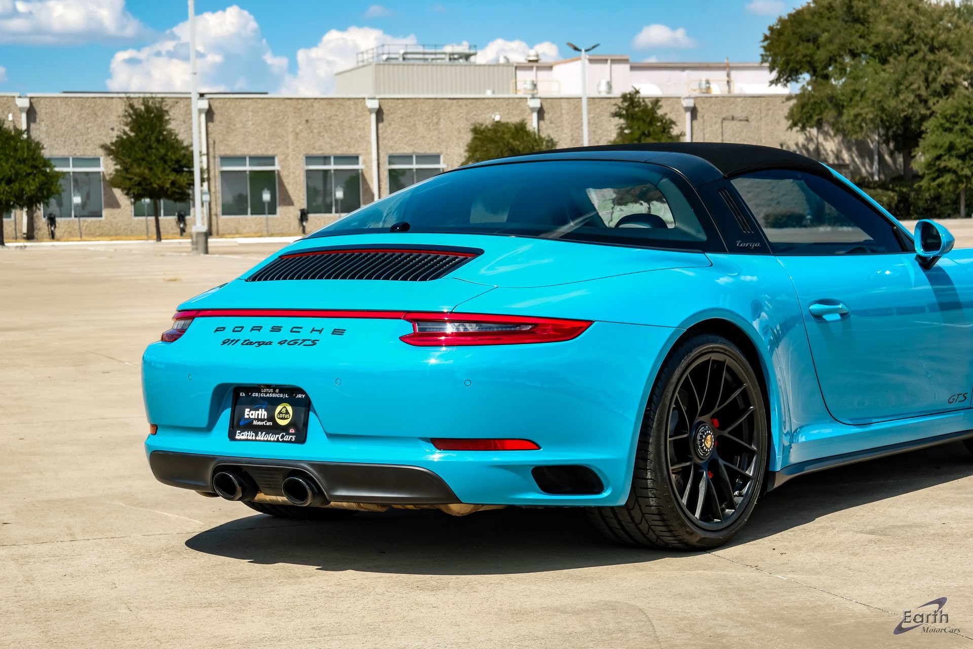 Used 2019 Porsche 911 Targa 4 GTS AWD/4WD image 15