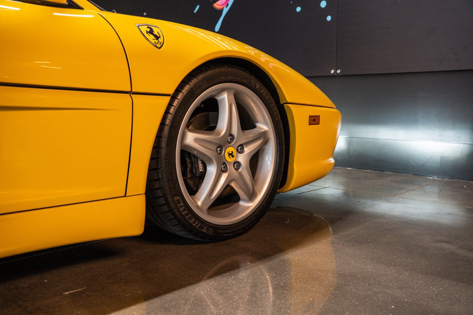 Used 1999 Ferrari F355 Spider RWD image 17