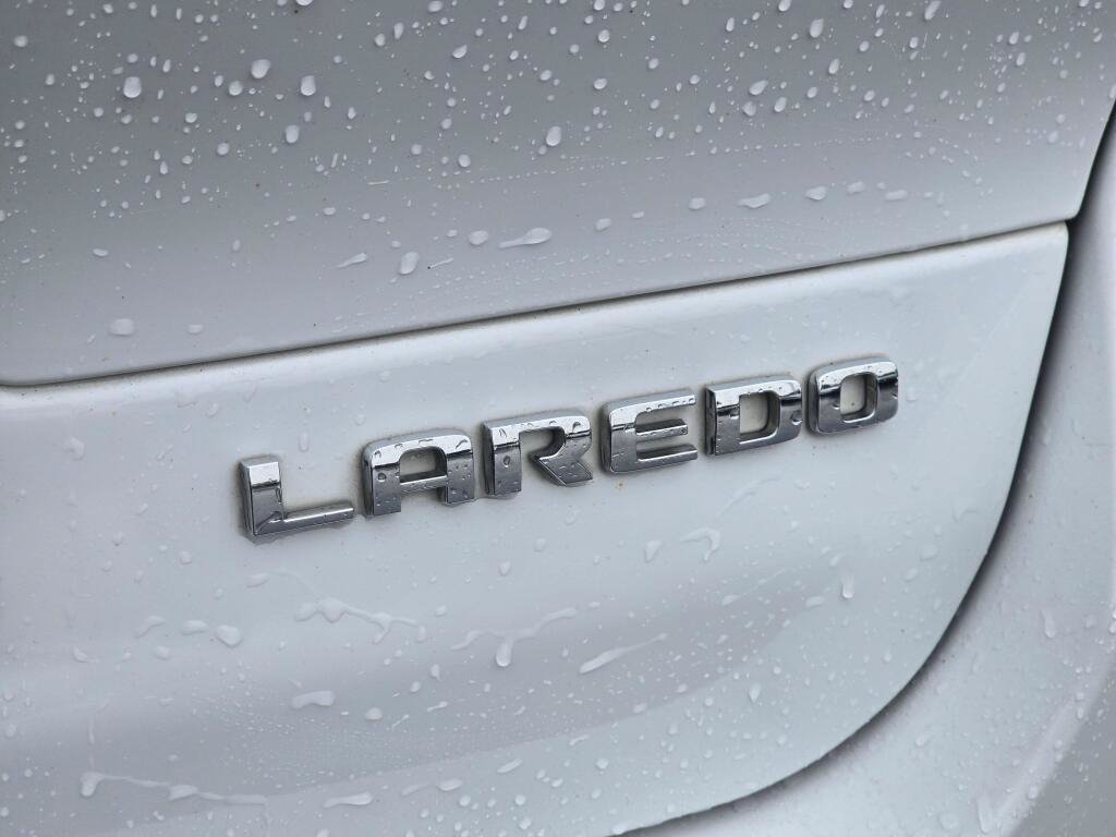 Used 2023 Jeep Grand Cherokee L Laredo w/ Luxury Tech Group I AWD/4WD image 38