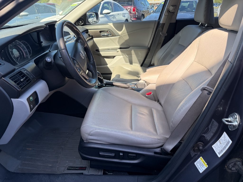 Used 2014 Honda Accord EX-L image 11