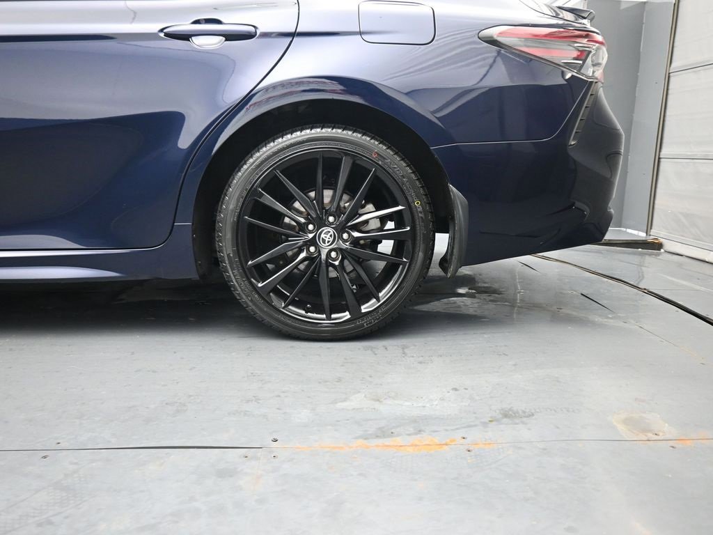 Used 2021 Toyota Camry SE image 14