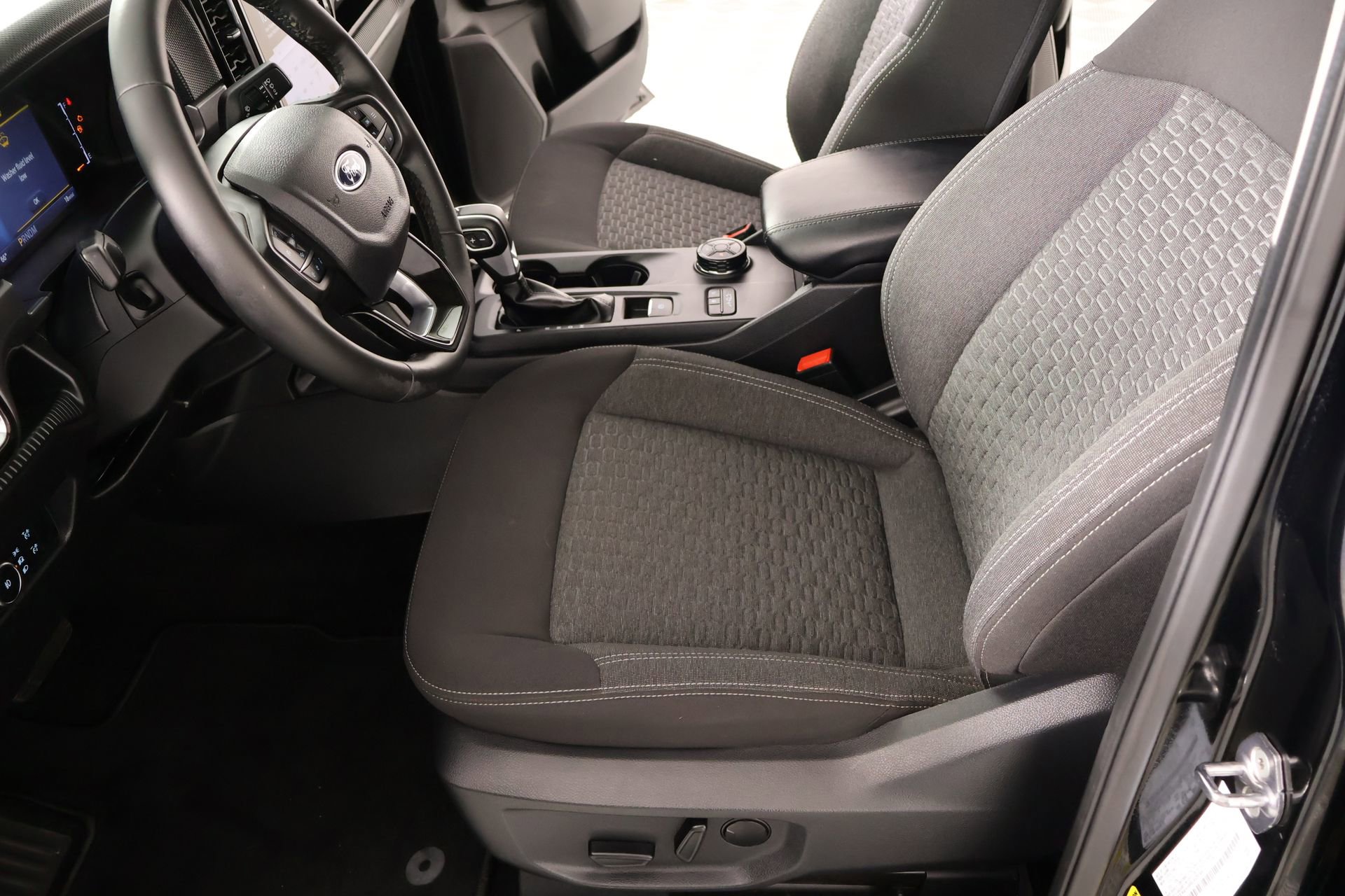 Used 2024 Ford Ranger XLT w/ FX4 Off-Road Package AWD/4WD image 11