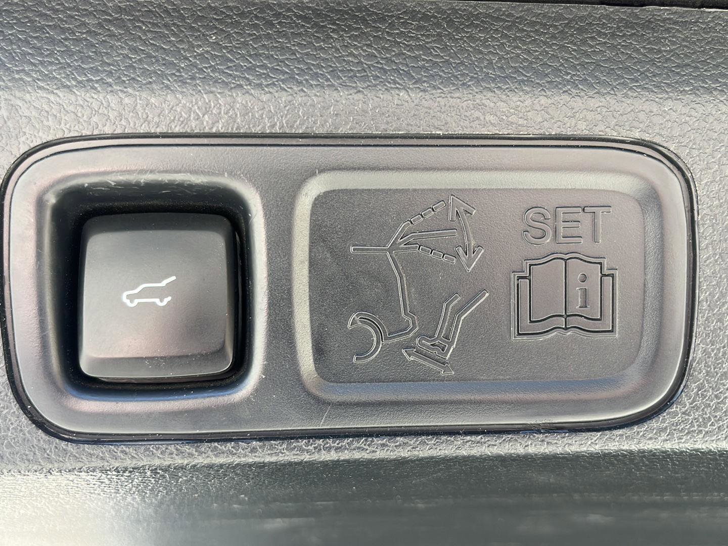 Used 2022 Ford Expedition Timberline image 33