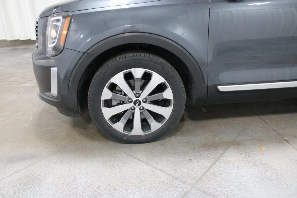 Used 2020 Kia Telluride S FWD image 14