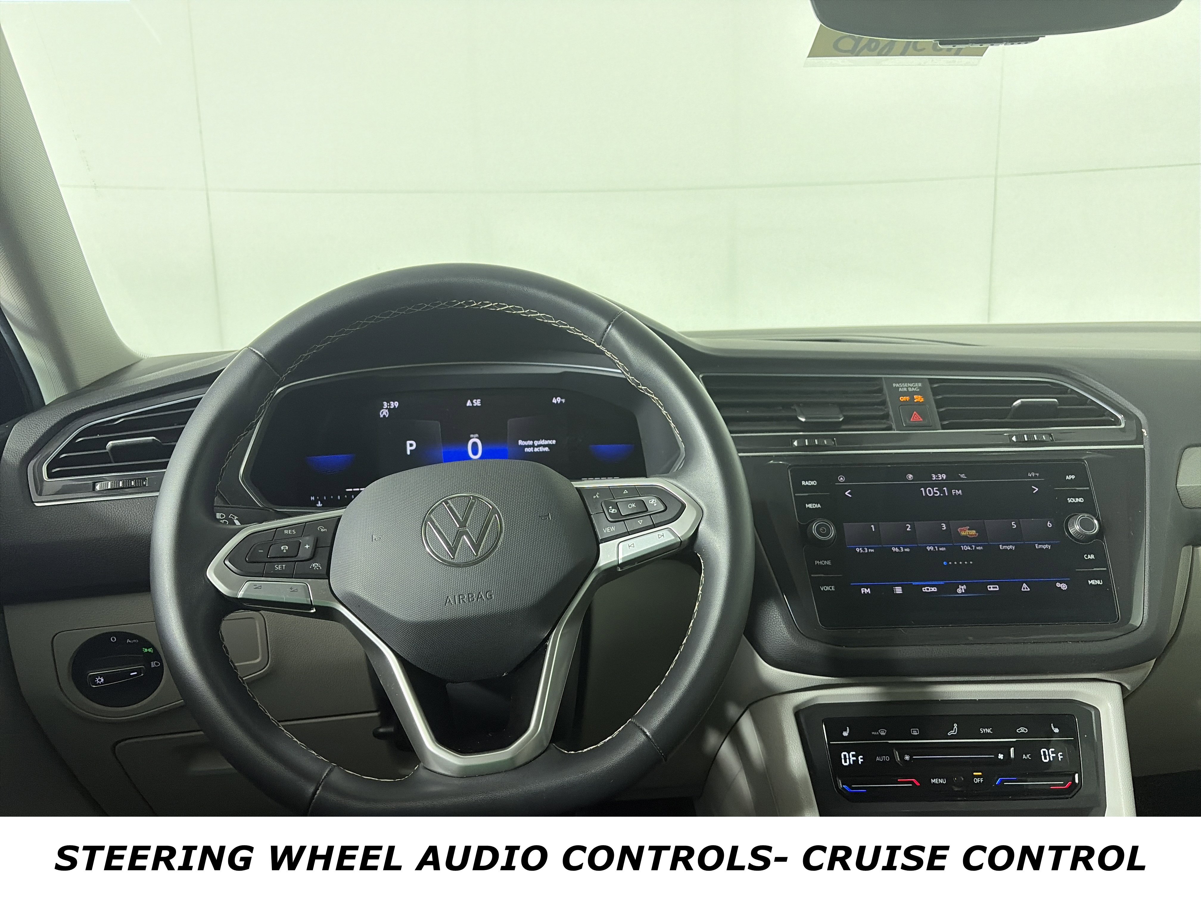 Used 2022 Volkswagen Tiguan SE image 8