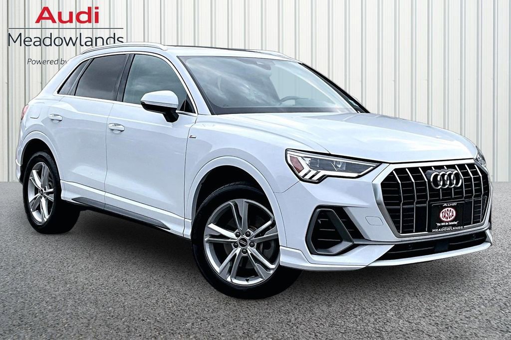 Used 2021 Audi Q3 2.0T Premium Plus w/ Premium Plus Package AWD/4WD image 3