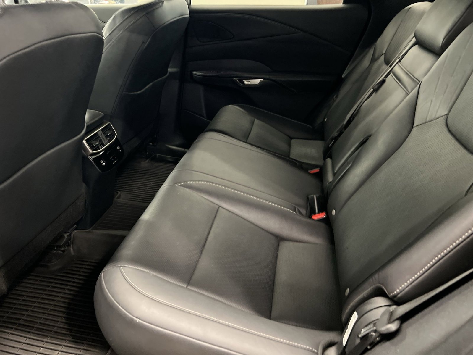 Used 2023 Lexus RX 350 w/ Accessory Package (Z1) AWD/4WD image 21