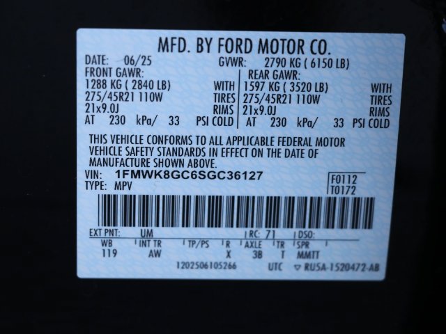 Used 2025 Ford Explorer ST w/ Sun And Sound Package AWD/4WD image 32