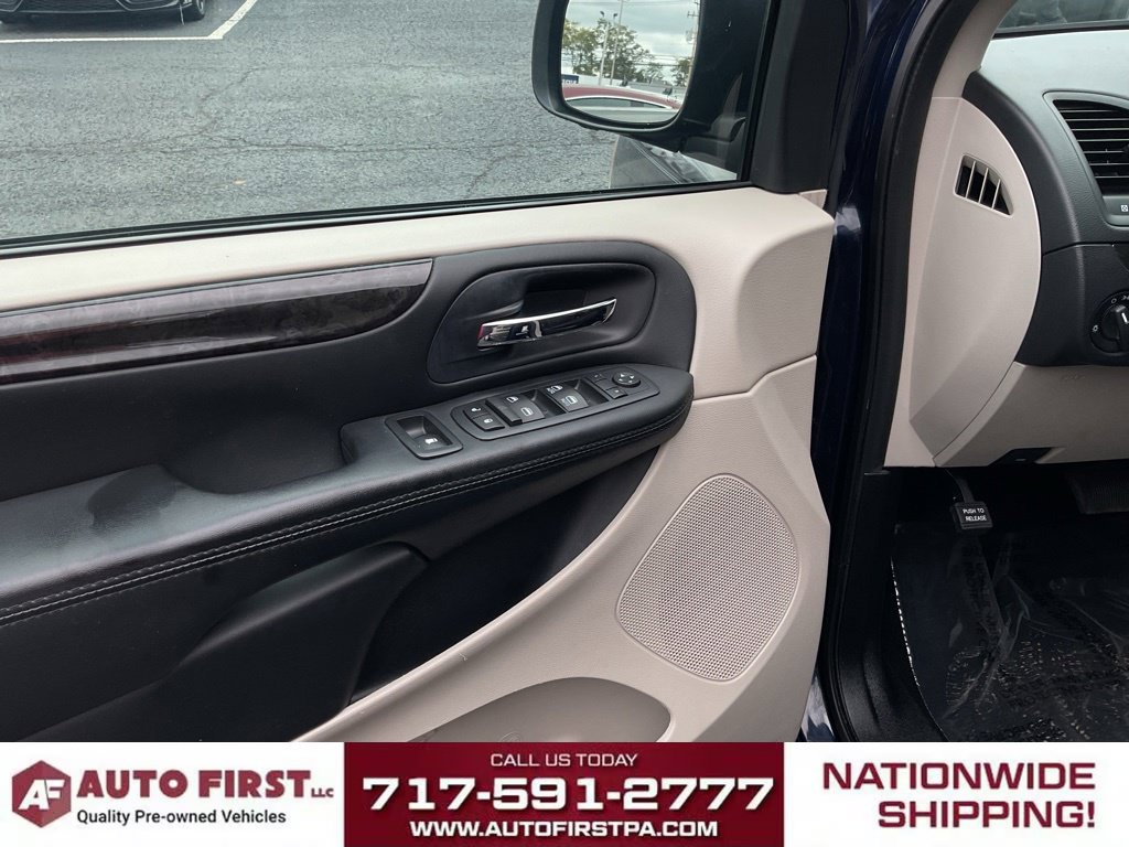 Used 2017 Dodge Grand Caravan SE w/ Power Window Group FWD image 5