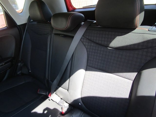 Used 2018 Kia Soul ! image 16