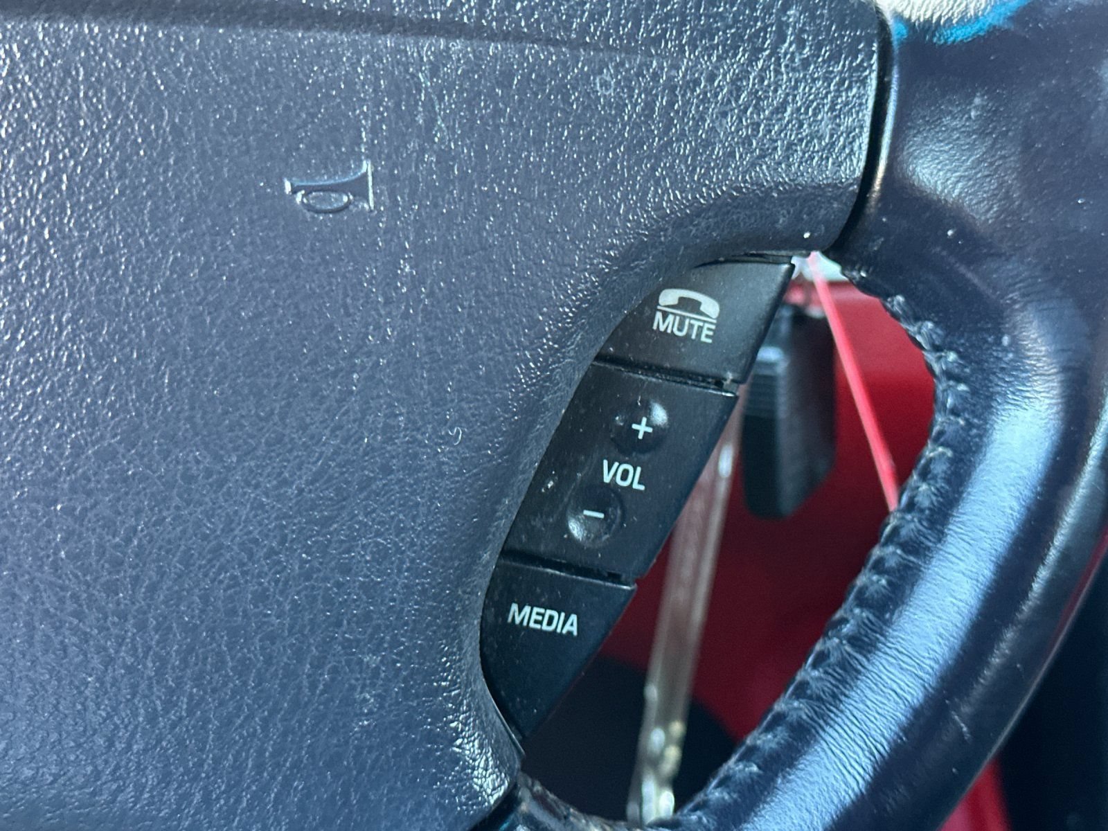 Used 2003 Ford Thunderbird RWD image 22