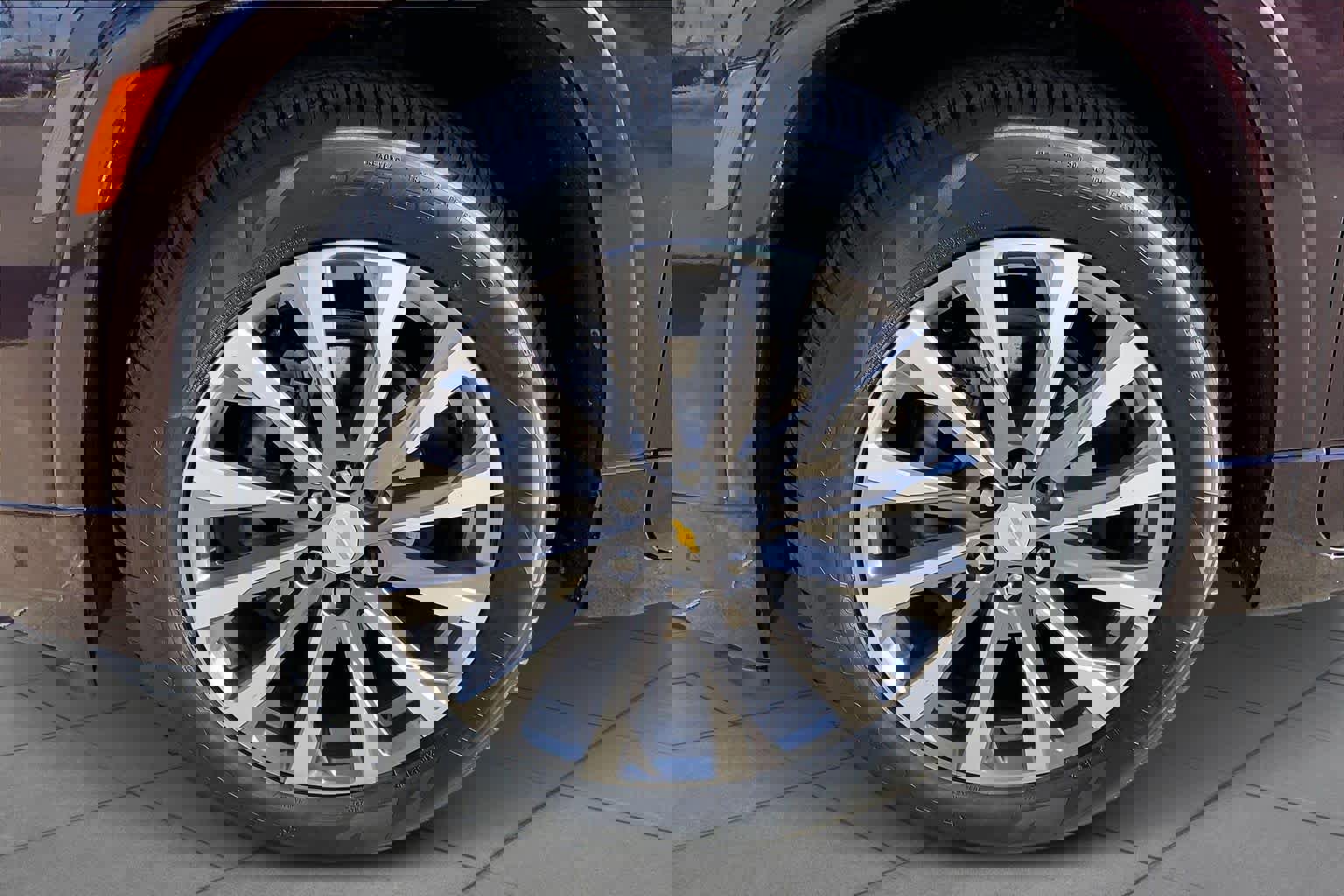 Used 2022 Chevrolet Traverse Premier image 11