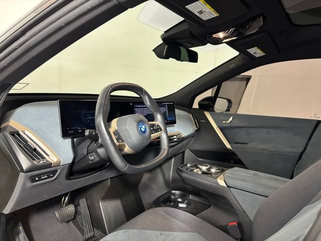 Certified 2023 BMW iX xDrive50 w/ Sport Package AWD/4WD image 9