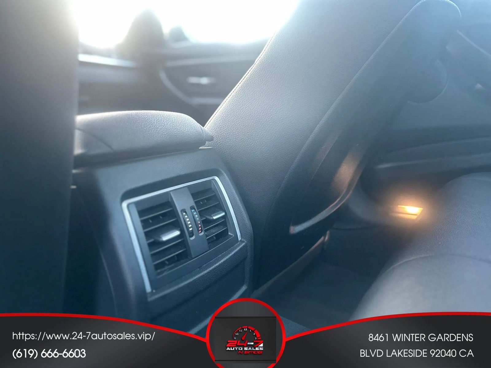 Used 2017 BMW 320i xDrive Sedan AWD/4WD image 16
