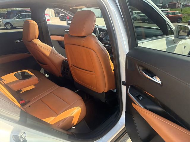 Used 2020 Cadillac XT4 Premium Luxury AWD/4WD image 34