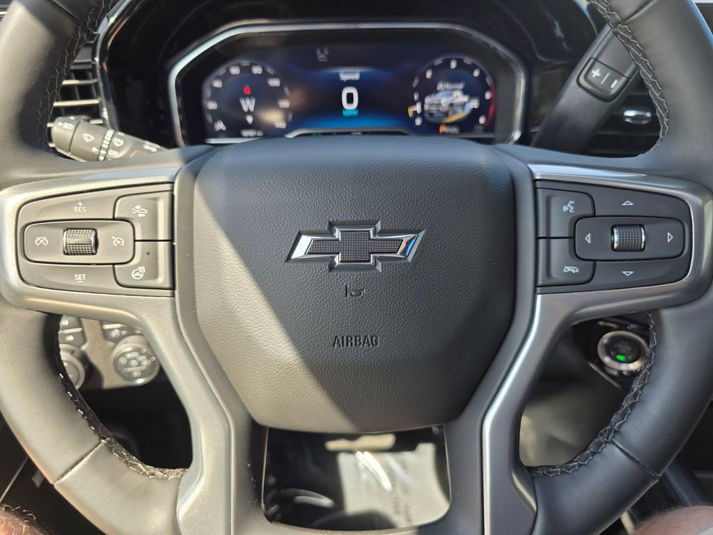Used 2025 Chevrolet Silverado 2500 LTZ w/ LTZ Plus Package AWD/4WD image 26