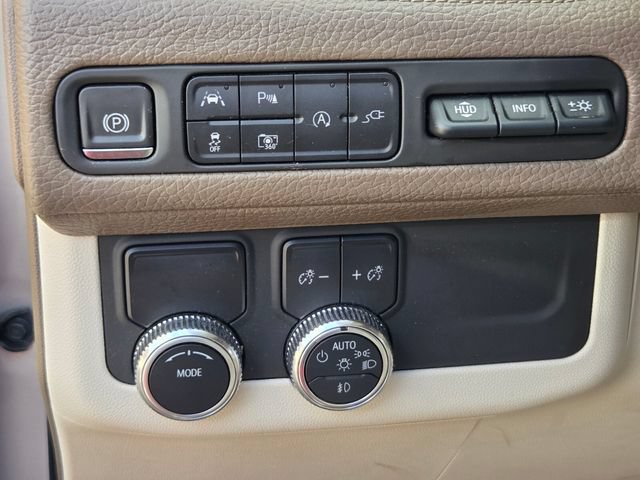 Used 2022 GMC Yukon Denali RWD image 10