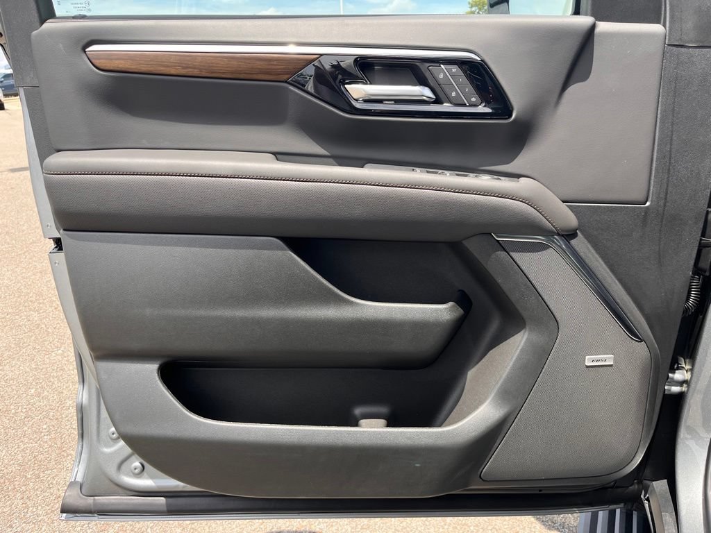 New 2026 Chevrolet Tahoe High Country AWD/4WD image 14