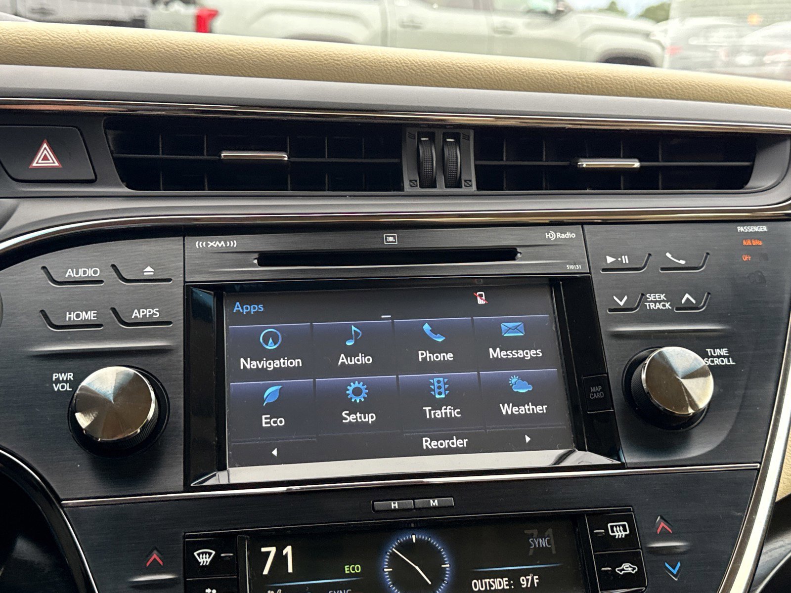 Used 2018 Toyota Avalon Limited w/ All Weather Liner Package FWD image 26