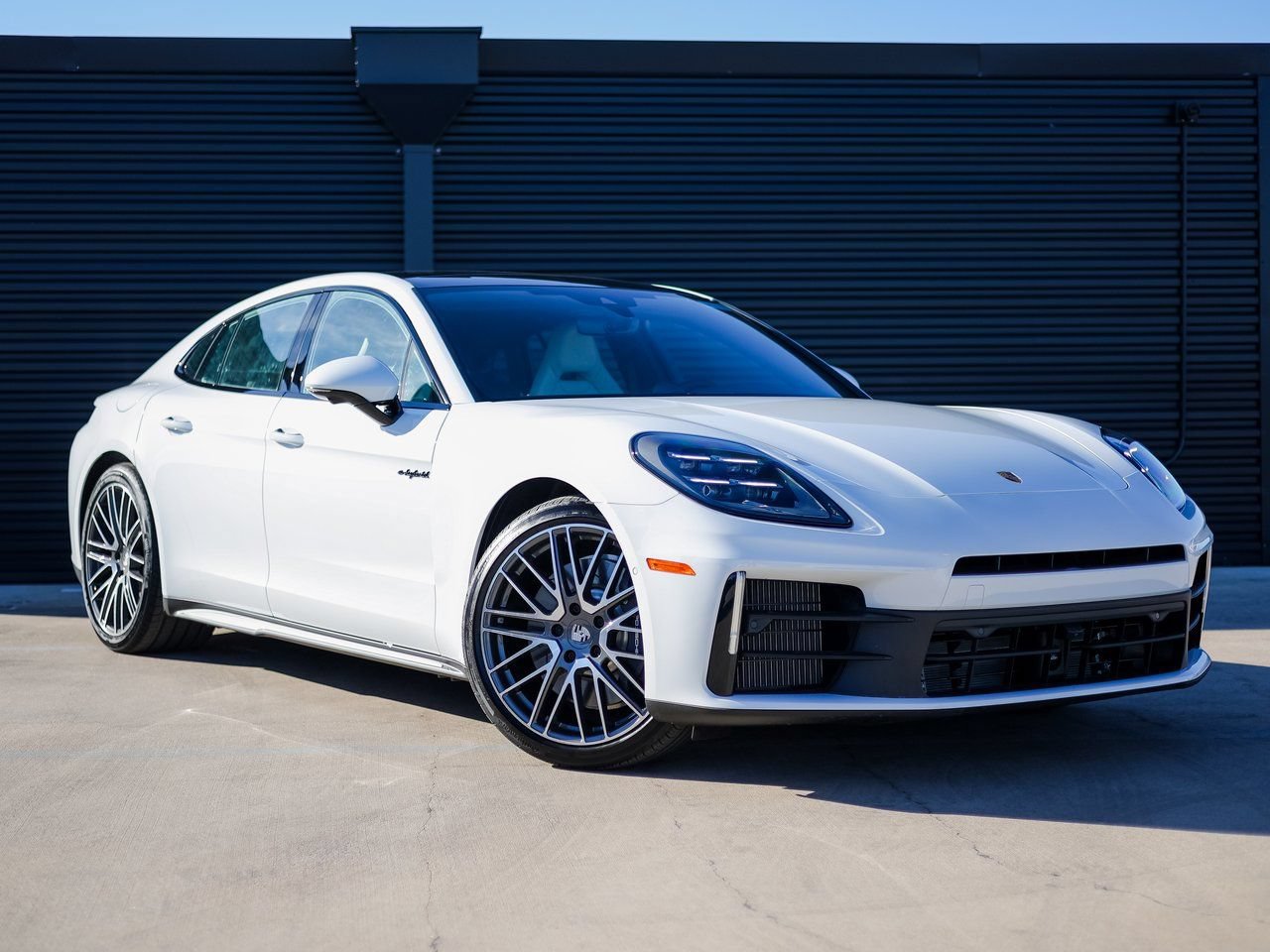 New 2026 Porsche Panamera 4 E-Hybrid AWD/4WD image 9