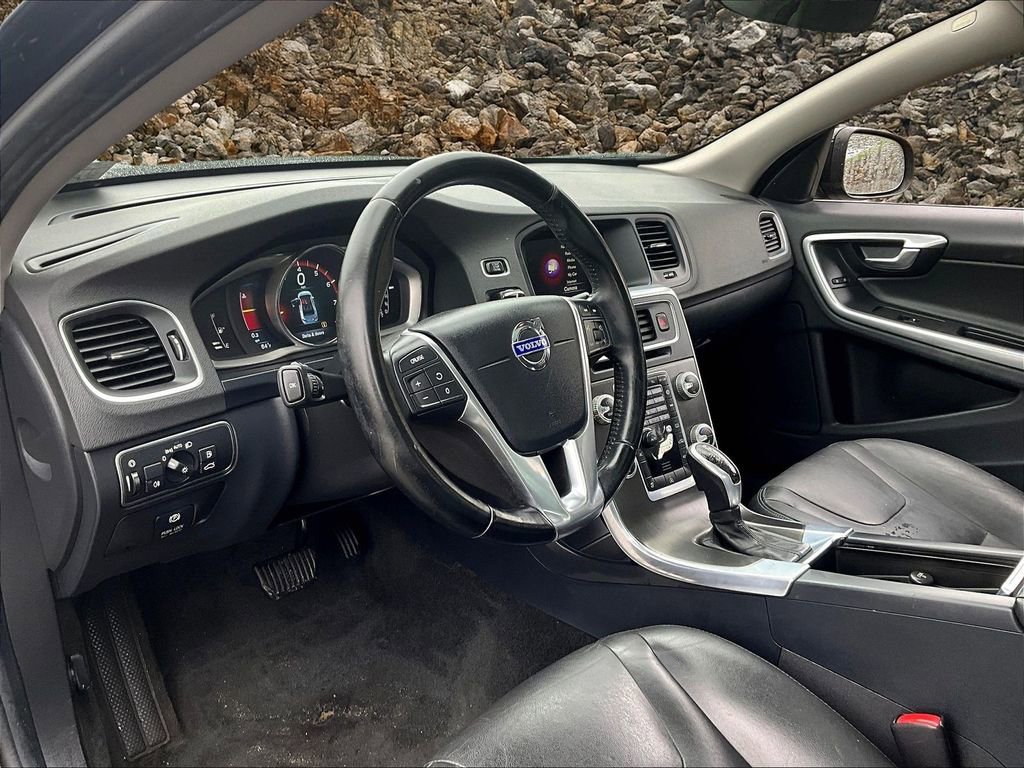 Used 2015 Volvo S60 T5 Premier image 13